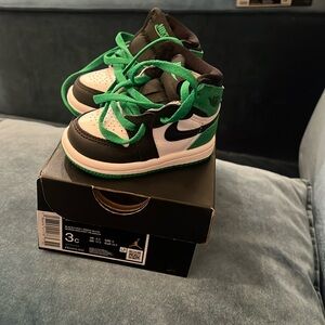 Air Jordan 1 Retro High OG TD “Lucky Green”
